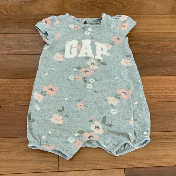 GAP Other - Baby gap floral romper 18-24 months.